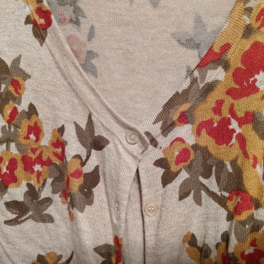 Fall cardigan - Picture 3 of 3
